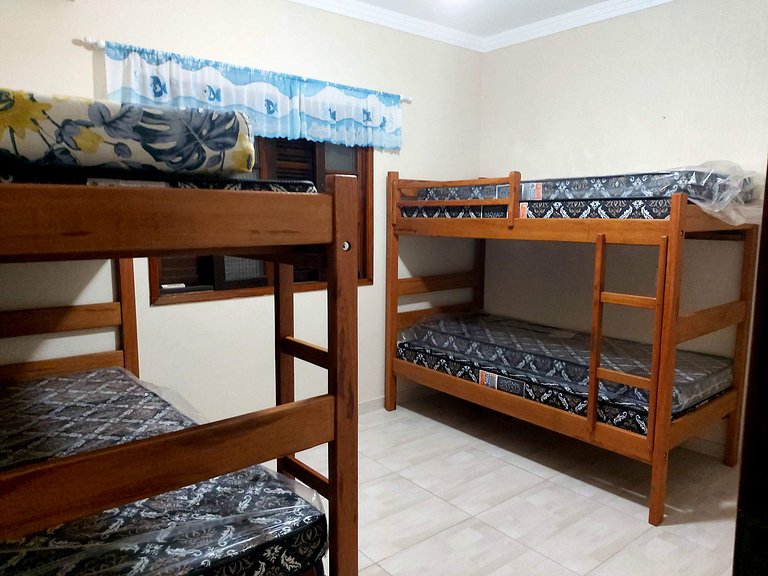 Casa Maranduba — 3 Quartos, 12 Pessoas, 50m do Mar
