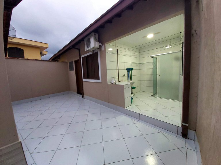 Casa Maranduba — 3 Quartos, 12 Pessoas, 50m do Mar