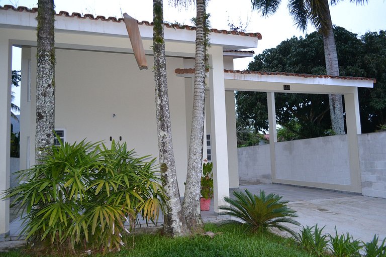 Casa Sapê 02 — 4 Suítes + Dorm Externo, 15 Pessoas, 1 Quadra