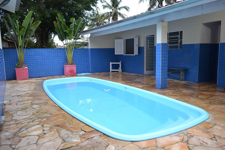 Casa Sapê 02 — 4 Suítes + Dorm Externo, 15 Pessoas, 1 Quadra