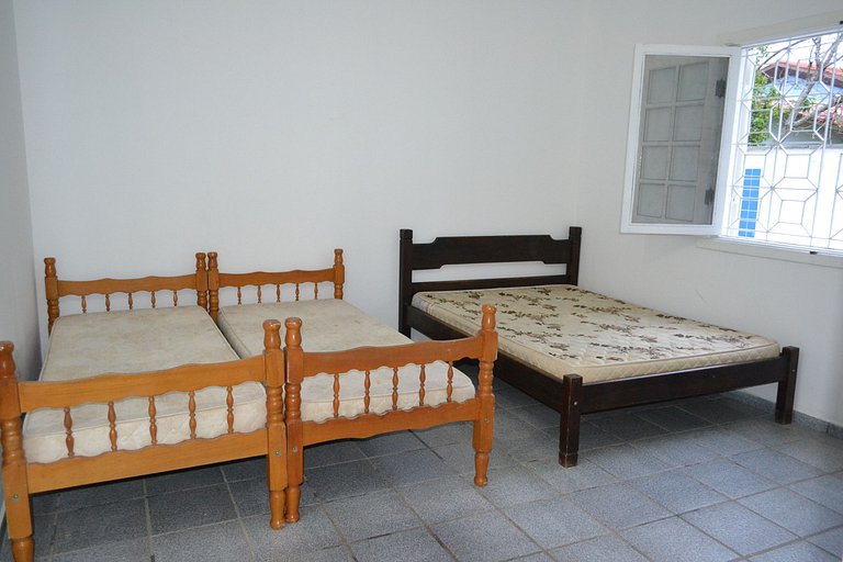 Casa Sapê 02 — 4 Suítes + Dorm Externo, 15 Pessoas, 1 Quadra