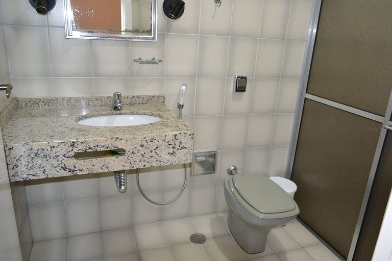 Casa Sapê 02 — 4 Suítes + Dorm Externo, 15 Pessoas, 1 Quadra