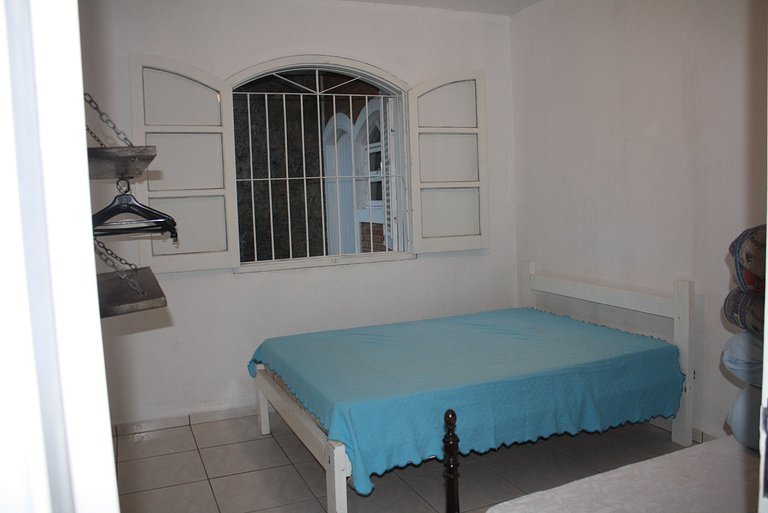 Casa Sapê 05 — 4 Quartos, Piscina, 16 Pessoas, 2 Quadras do