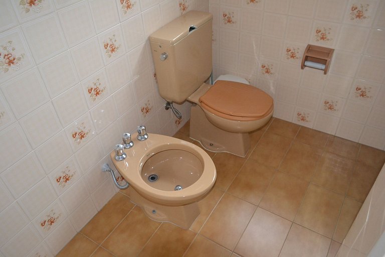 Casa Sapê 05 — 4 Quartos, Piscina, 16 Pessoas, 2 Quadras do