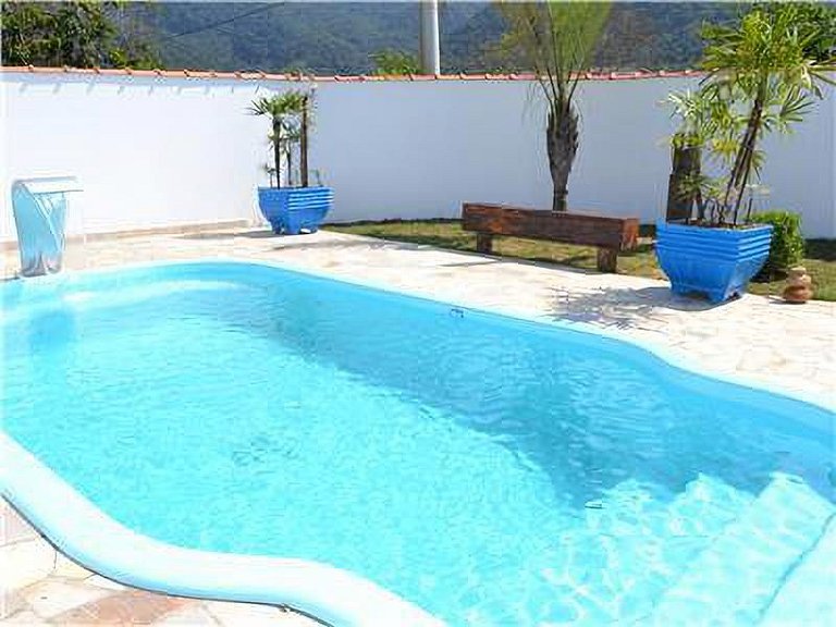 Casa Sapê 03 — 4 Suítes, Piscina, 12 Pessoas, 2 Quadras da P