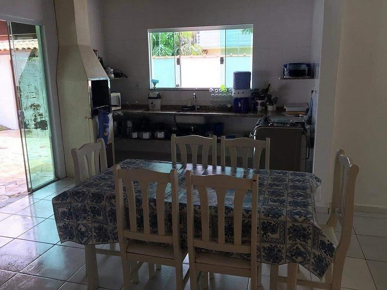 Casa Sapê 03 — 4 Suítes, Piscina, 12 Pessoas, 2 Quadras da P