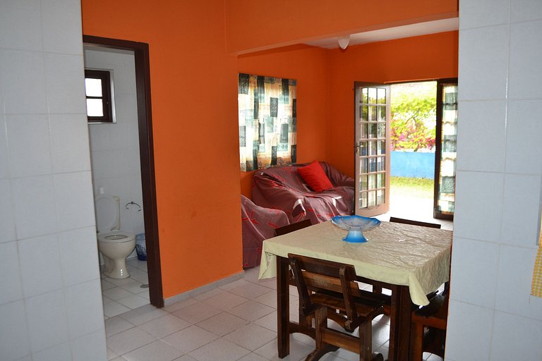 Apartamento Maranduba 184-D — 2 Quartos, Piscina, 300m do Ma
