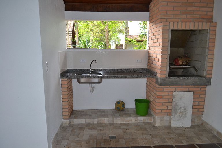 Casa Maranduba — 3 Quartos, 16 Pessoas, 1 Quadra do Mar