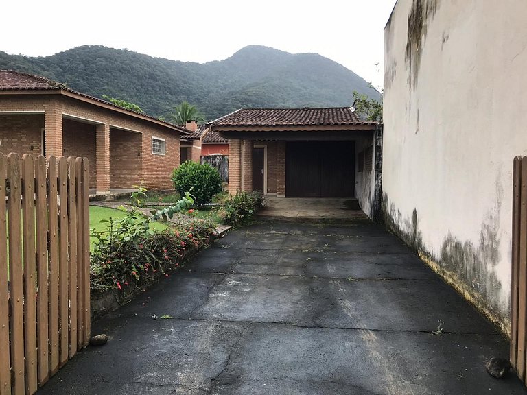 Casa Sapê — 3 Quartos, 10 Pessoas, 2 Quadras do Mar