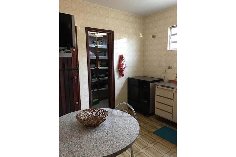 Casa Sapê — 3 Quartos, 10 Pessoas, 2 Quadras do Mar