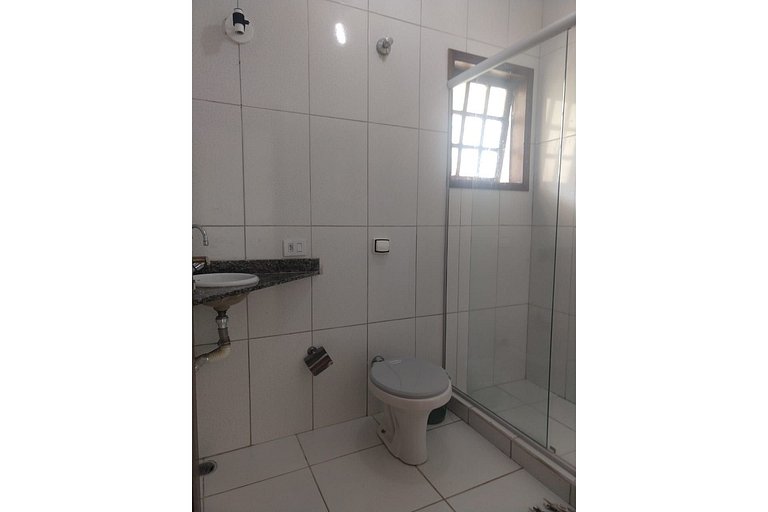 Casa Sapê — 4 Quartos, 16 Pessoas, 2 Quadras do Mar