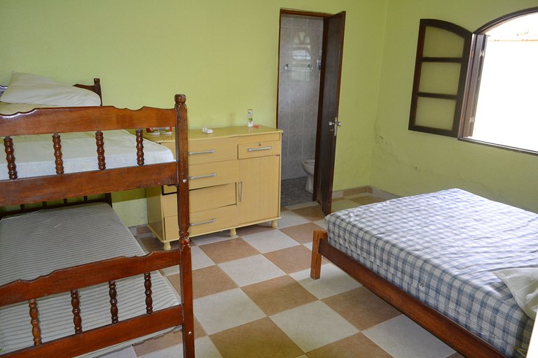 Casa Maranduba — 4 Quartos, Piscina, 14 Pessoas, 3 Quadras d