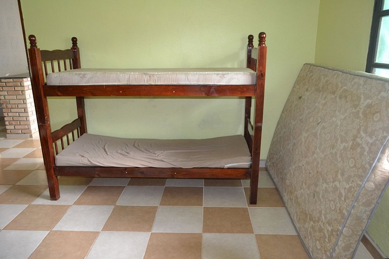 Casa Maranduba — 4 Quartos, Piscina, 14 Pessoas, 3 Quadras d