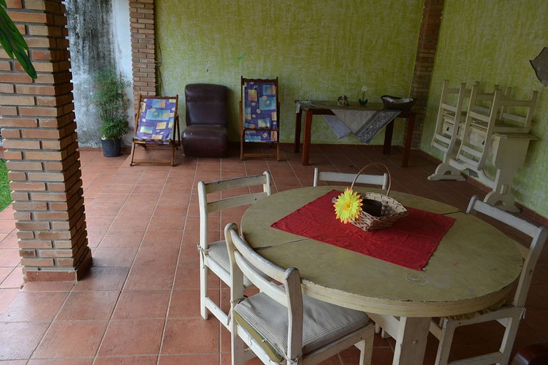 Casa Maranduba — 4 Quartos, Piscina, 14 Pessoas, 3 Quadras d