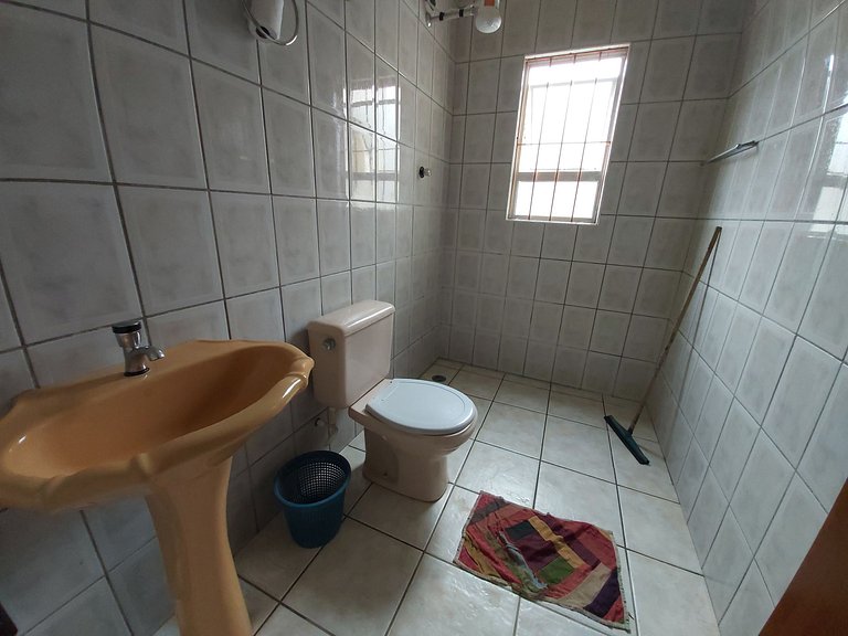 Casa Maranduba — 3 Quartos, 12 Pessoas, 1 Quadra do Mar