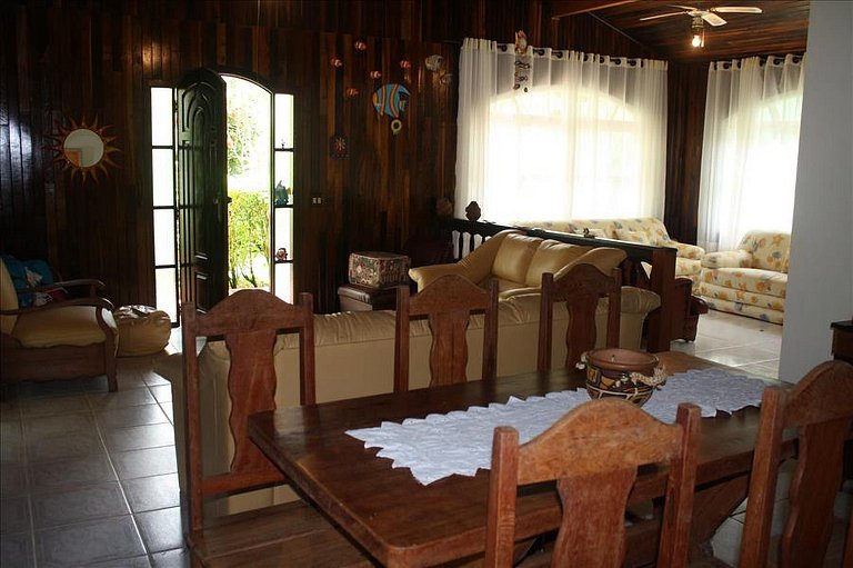 Casa Lagoinha Premium — 5 Quartos, Piscina, 12 Pessoas, 300m