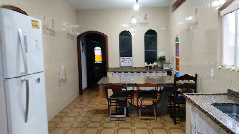 0060.00 - Maranduba - Casa 5 Dormitórios Piscina - WIFI 14 P