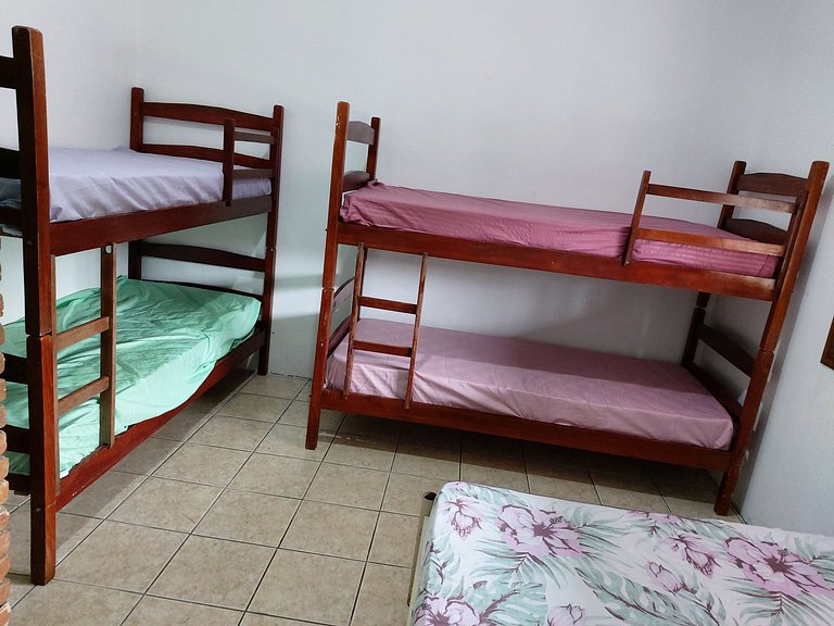 Casa Maranduba — 3 Quartos, Piscina, 10 Pessoas, 2 Quadras d