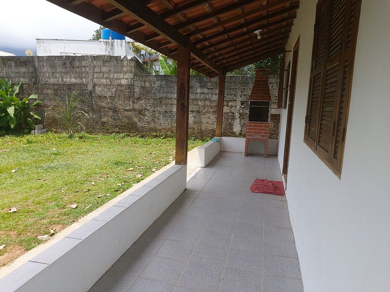 Casa Maranduba — 3 Quartos, Piscina, 10 Pessoas, 2 Quadras d