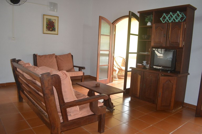 Casa Praia Grande Ubatuba — 4 Quartos, Piscina, 16 Pessoas,