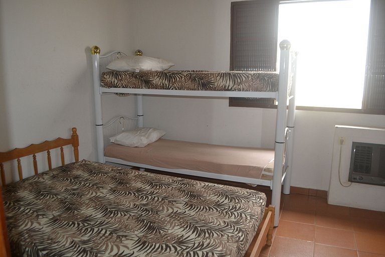 Casa Praia Grande Ubatuba — 4 Quartos, Piscina, 16 Pessoas,