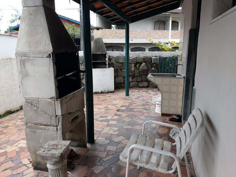 Casa Maranduba — 3 Quartos, 10 Pessoas, 1 Quadra do Mar