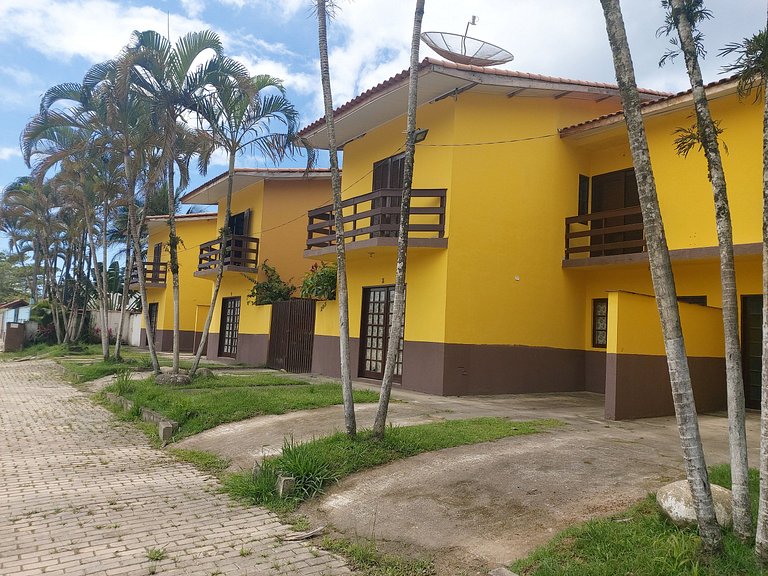 0184.01 - Maranduba - Apartamento - 2 Dorm - 8 Pess -2 Quadr