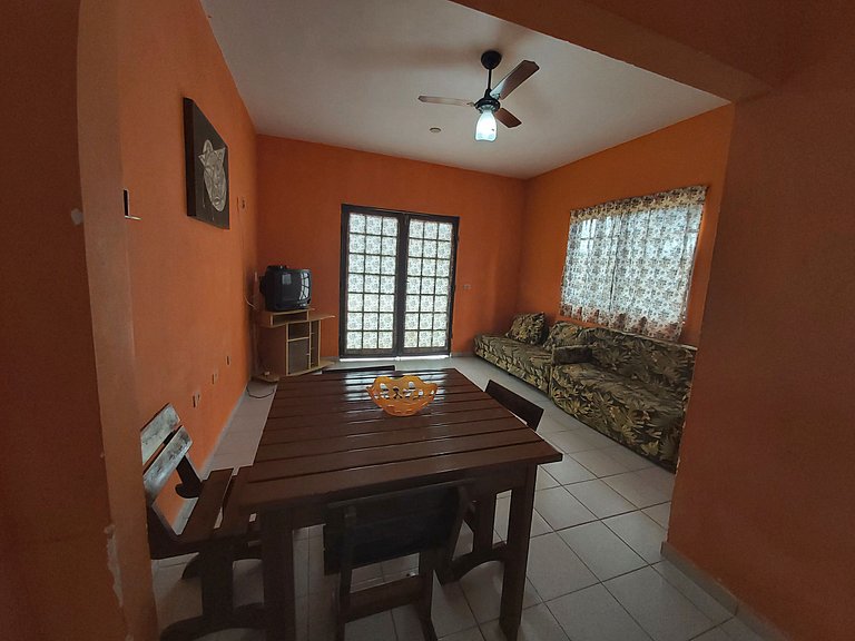 0184.01 - Maranduba - Apartamento - 2 Dorm - 8 Pess -2 Quadr