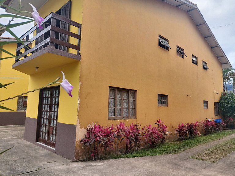 Apartamento Maranduba 184-C — 2 Quartos, Piscina, 300m do Ma