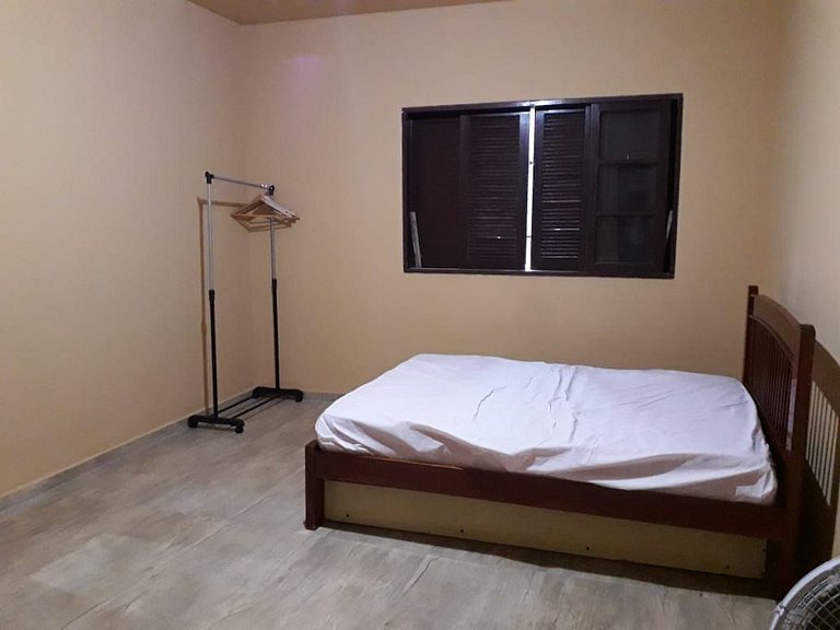 Casa Pé na Praia Sapê — 5 Quartos, 12 Pessoas, Frente ao Mar