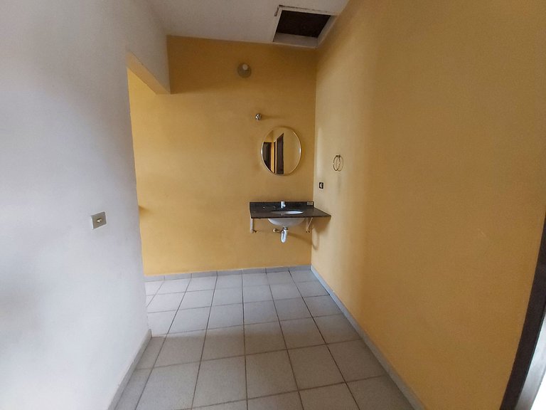 Apartamento Maranduba 184-E — 2 Quartos, Piscina, 2 Quadras