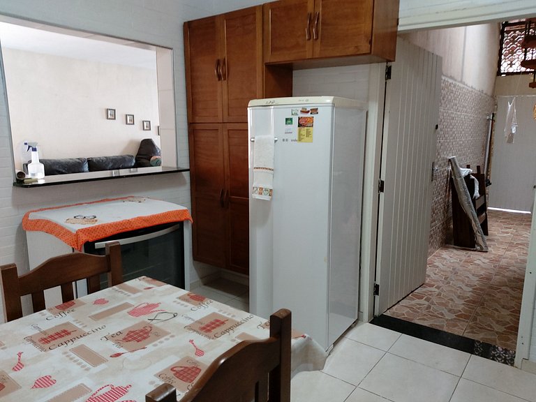 Casa Sapê — 3 Quartos, Piscina, 12 Pessoas, 1 Quadra do Mar