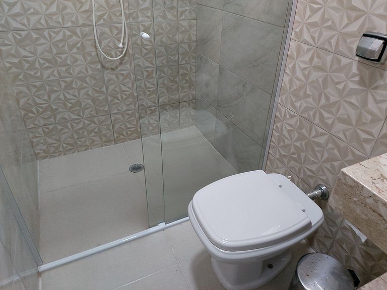 Casa Sapê — 3 Quartos, Piscina, 12 Pessoas, 1 Quadra do Mar