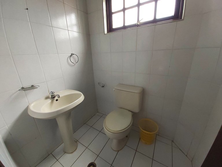 Apartamento Maranduba 184-B — 2 Quartos, Piscina, 2 Quadras