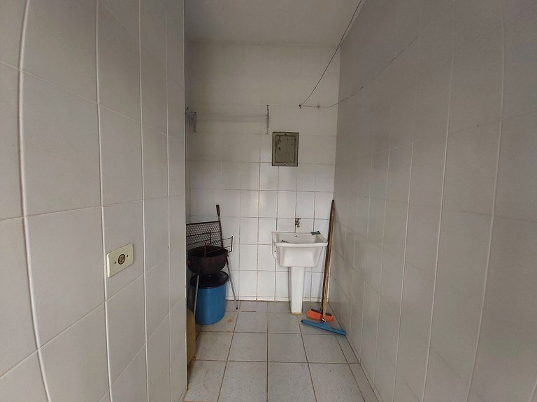 Apartamento Maranduba 184-B — 2 Quartos, Piscina, 2 Quadras
