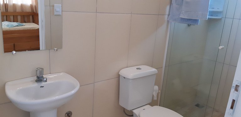 Apartamento Maranduba B — 1 Quarto, 4 Pessoas, 100m do Mar