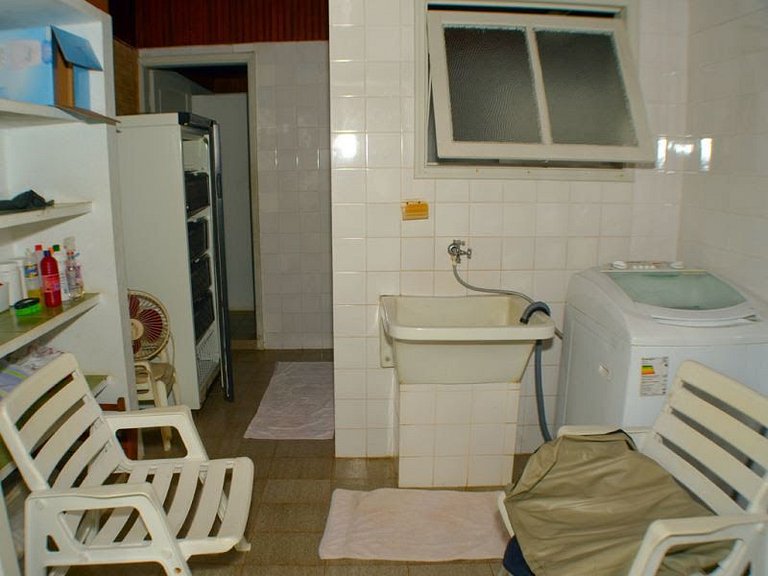 Casa Cond. Sapê — 5 Quartos, 20 Pessoas, Pé na Praia (30m do