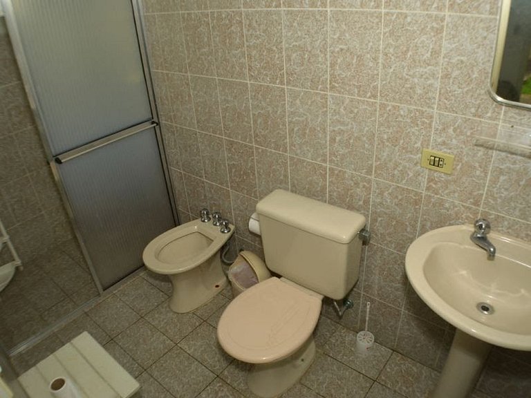 Casa Cond. Sapê — 5 Quartos, 20 Pessoas, Pé na Praia (30m do