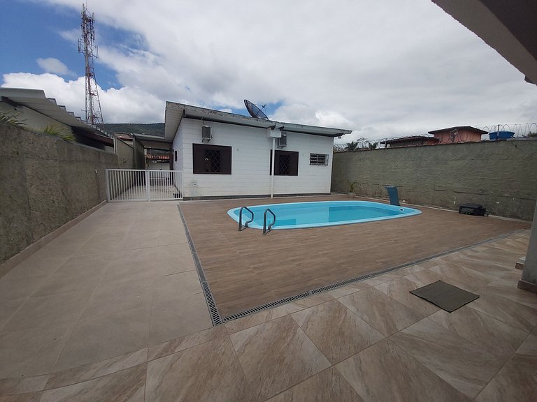 Casa Maranduba Grande II — 5 Quartos, Piscina, 17 Pessoas, 6