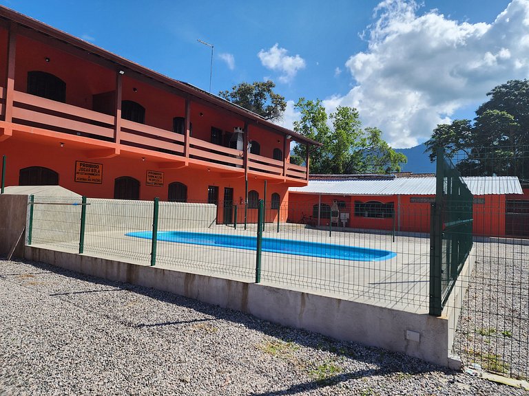 Maranduba Chalé Marbela 9 — 1 Quarto, Piscina, 2 Quadras do