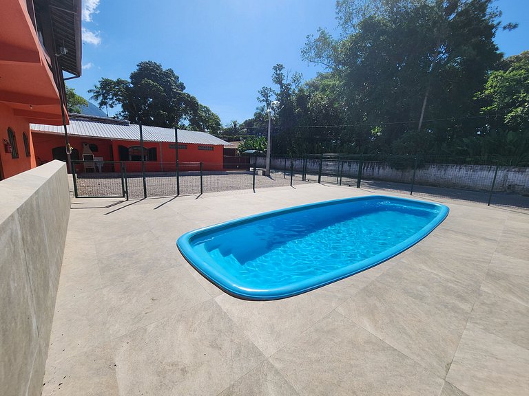 Kitnet Marbela 10 — Aconchegante, Piscina, 2 Quadras do Mar