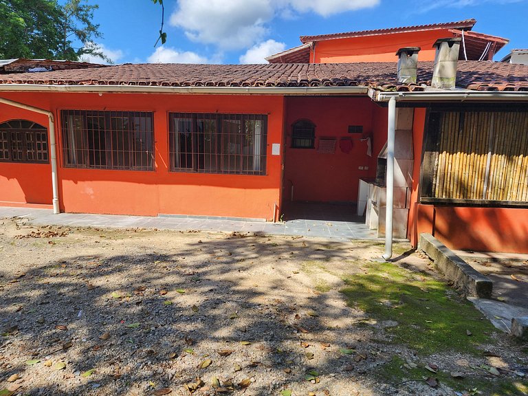 Chalé Marbela 13 — 1 Quarto, 6 Pessoas, Piscina, 2 Quadras d