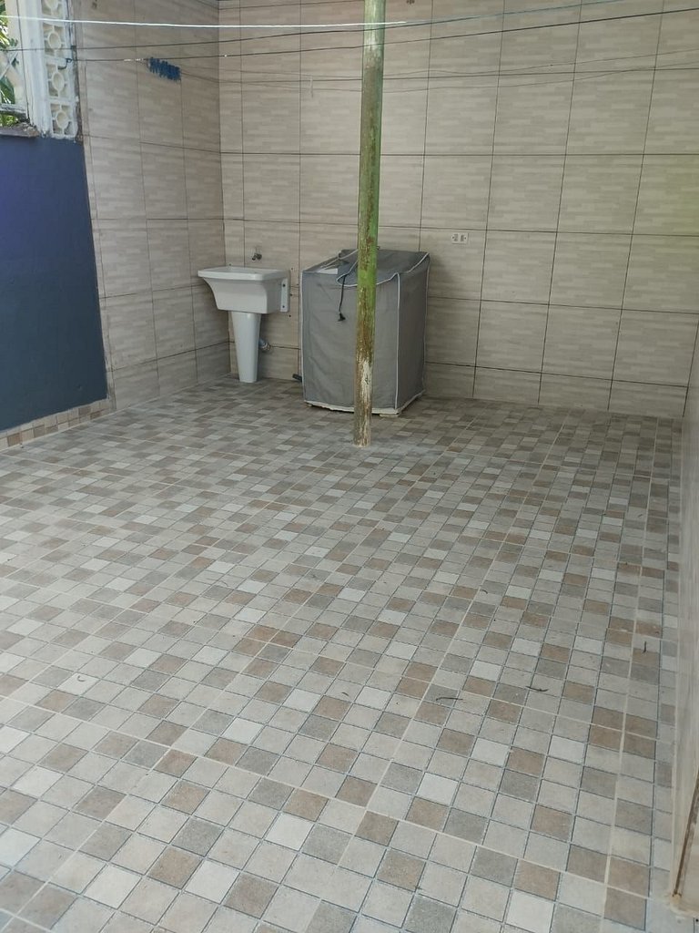 Casa Térrea Maranduba A — 8 Pessoas, 2 Quadras do Mar