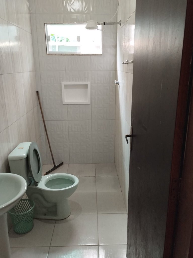 Casa Térrea Maranduba B — 8 Pessoas, 2 Quadras do Mar