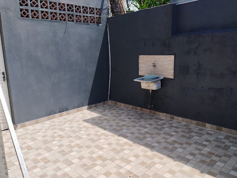 Casa Térrea Maranduba B — 8 Pessoas, 2 Quadras do Mar