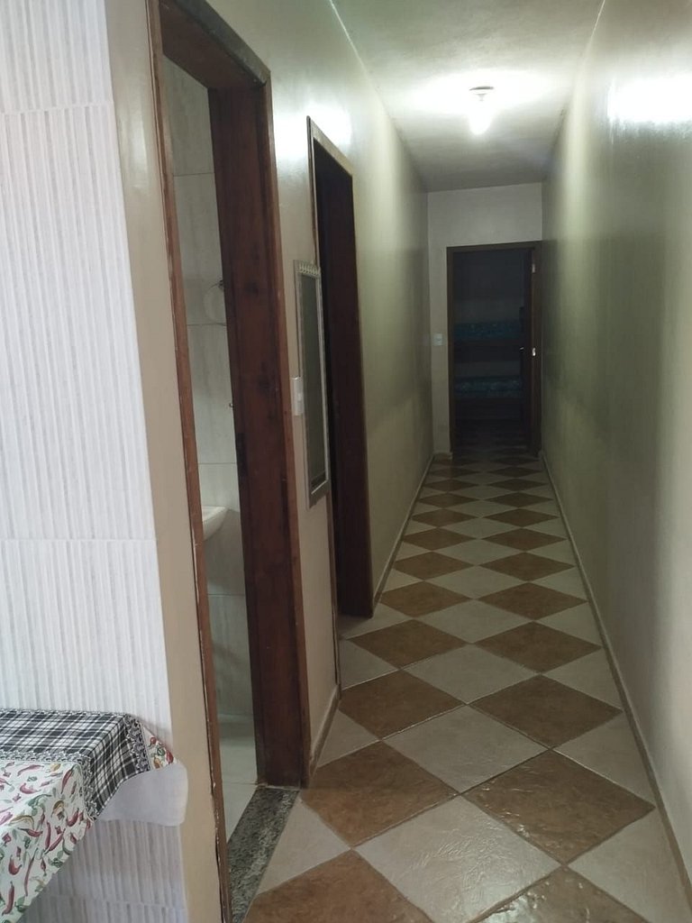 Casa Térrea Maranduba B — 8 Pessoas, 2 Quadras do Mar