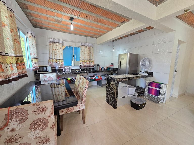 0008.00 - Reinaldo- Maranduba - Casa - 2 Quartos - 4 Pessoas