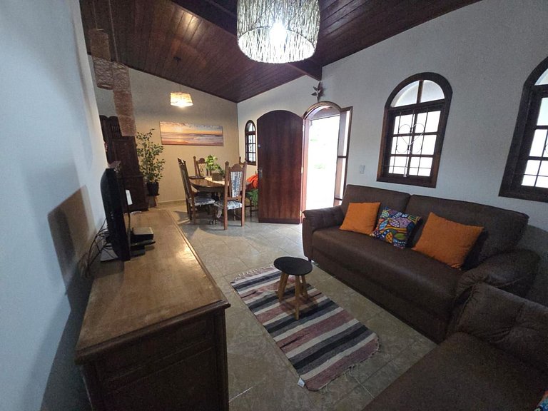 Casa Cida — Cond. Samola, 3 Quartos, 10 Pessoas, 2 Quadras d