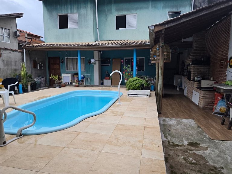 Casa José — Praia Grande, 2 Quartos, Piscina, 10 Pessoas