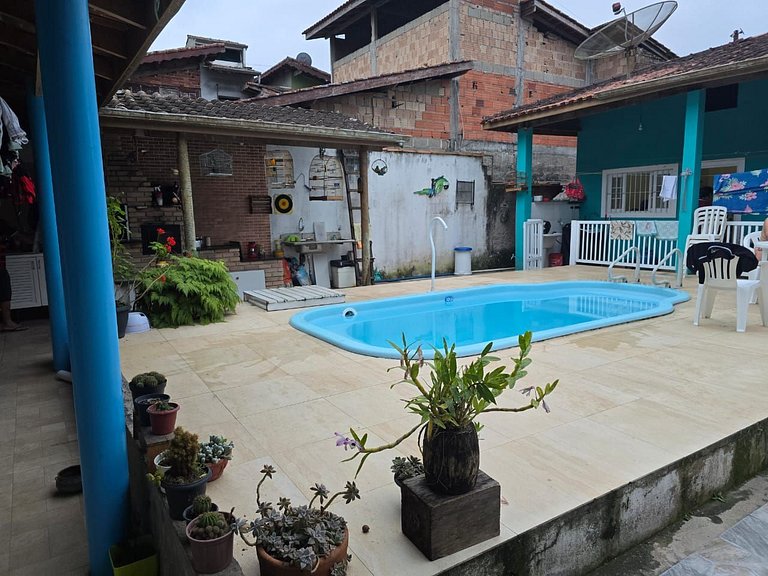 Casa José — Praia Grande, 2 Quartos, Piscina, 10 Pessoas